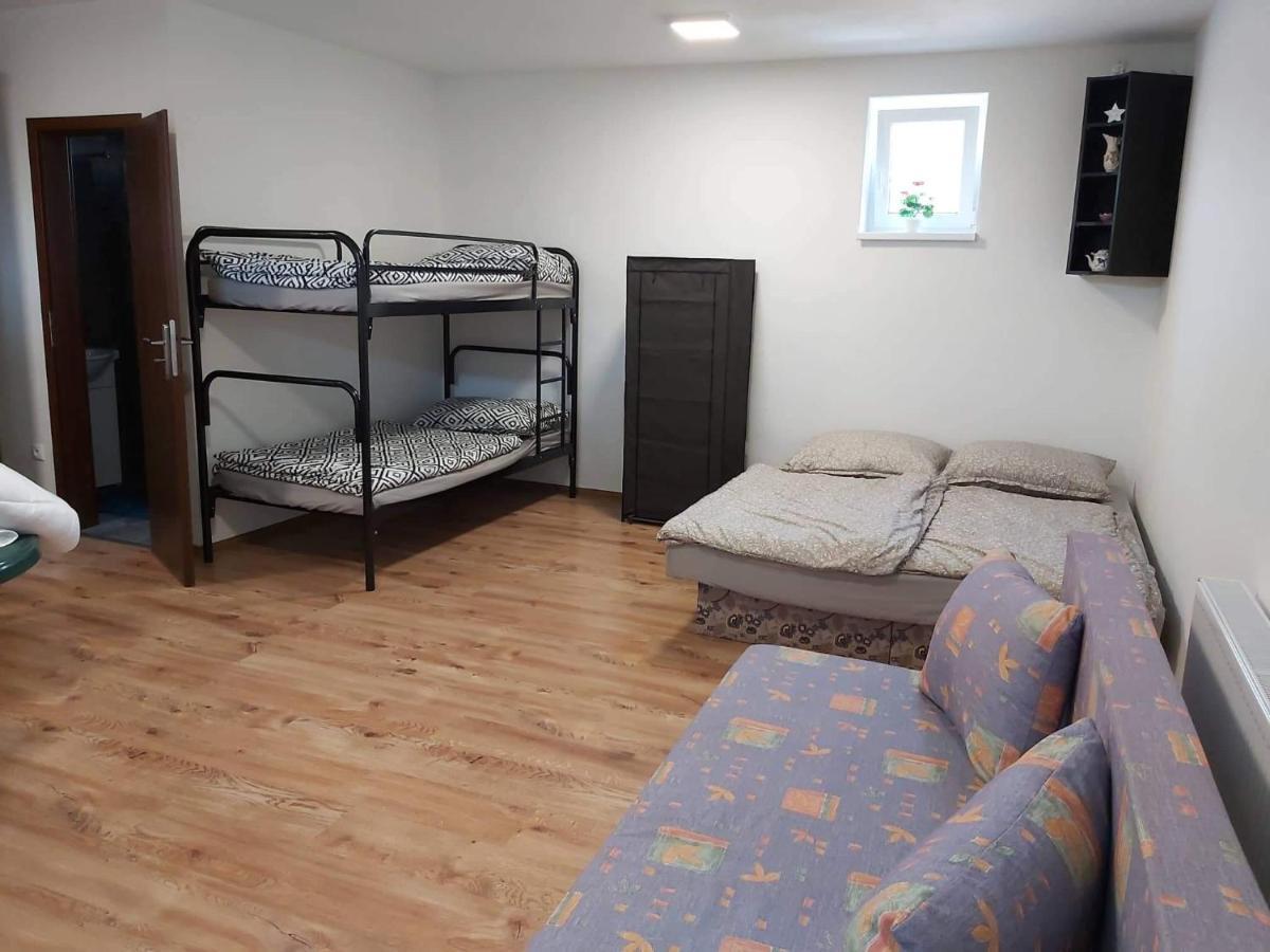 Bekivi Apartmany Dunajska Streda Bagian luar foto