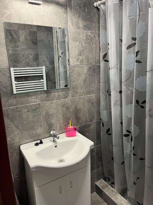 Bekivi Apartmany Dunajska Streda Bagian luar foto