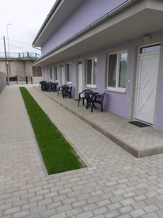 Bekivi Apartmany Dunajska Streda Bagian luar foto