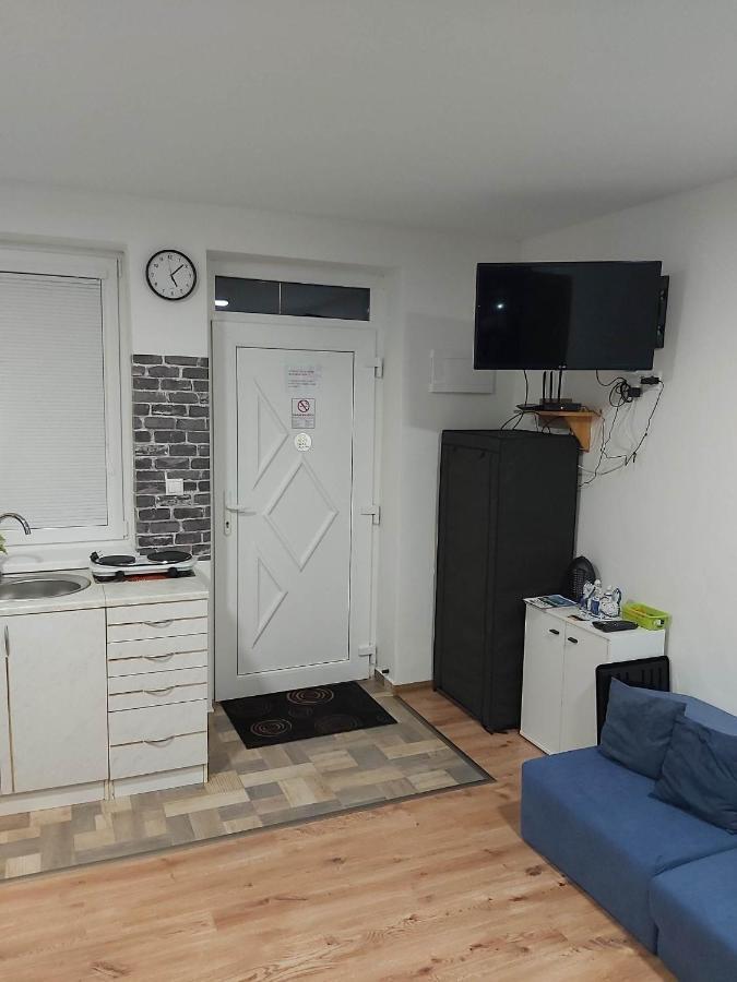 Bekivi Apartmany Dunajska Streda Bagian luar foto