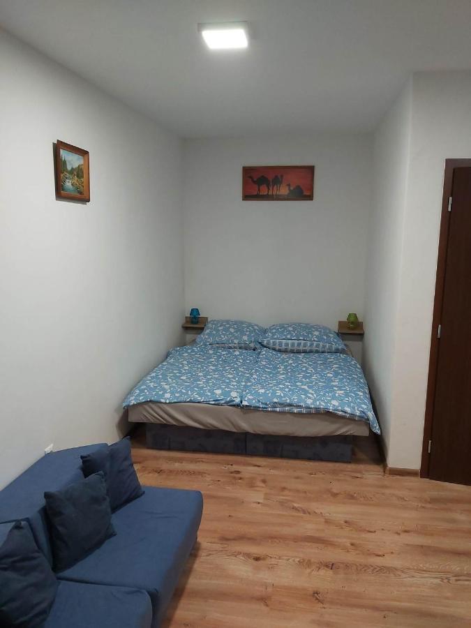 Bekivi Apartmany Dunajska Streda Bagian luar foto