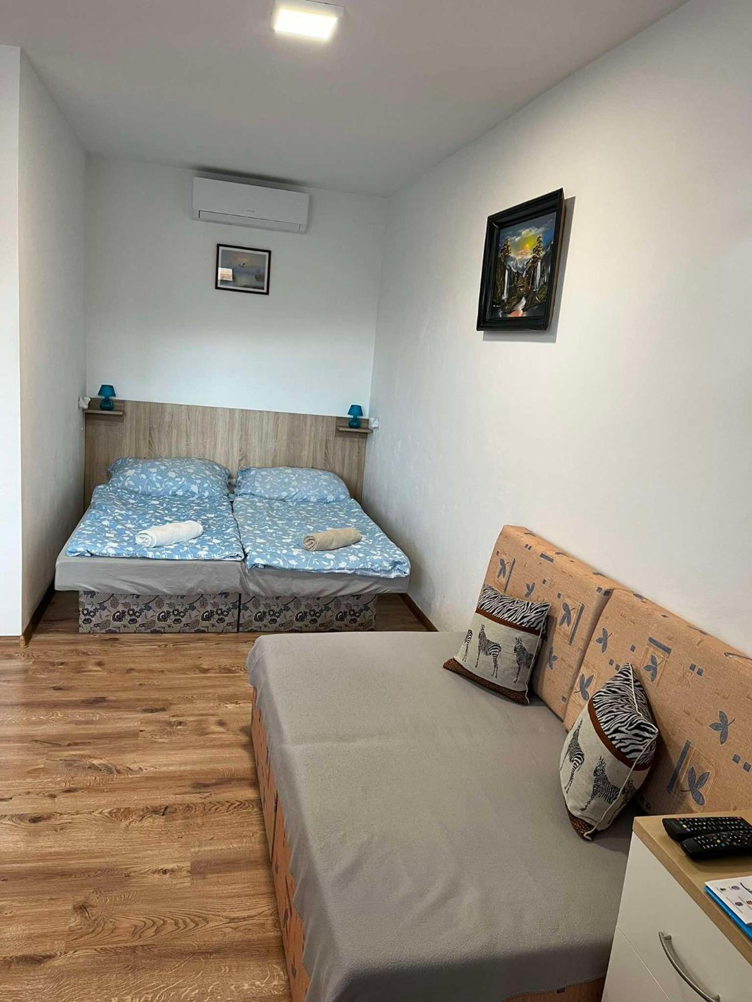 Bekivi Apartmany Dunajska Streda Bagian luar foto