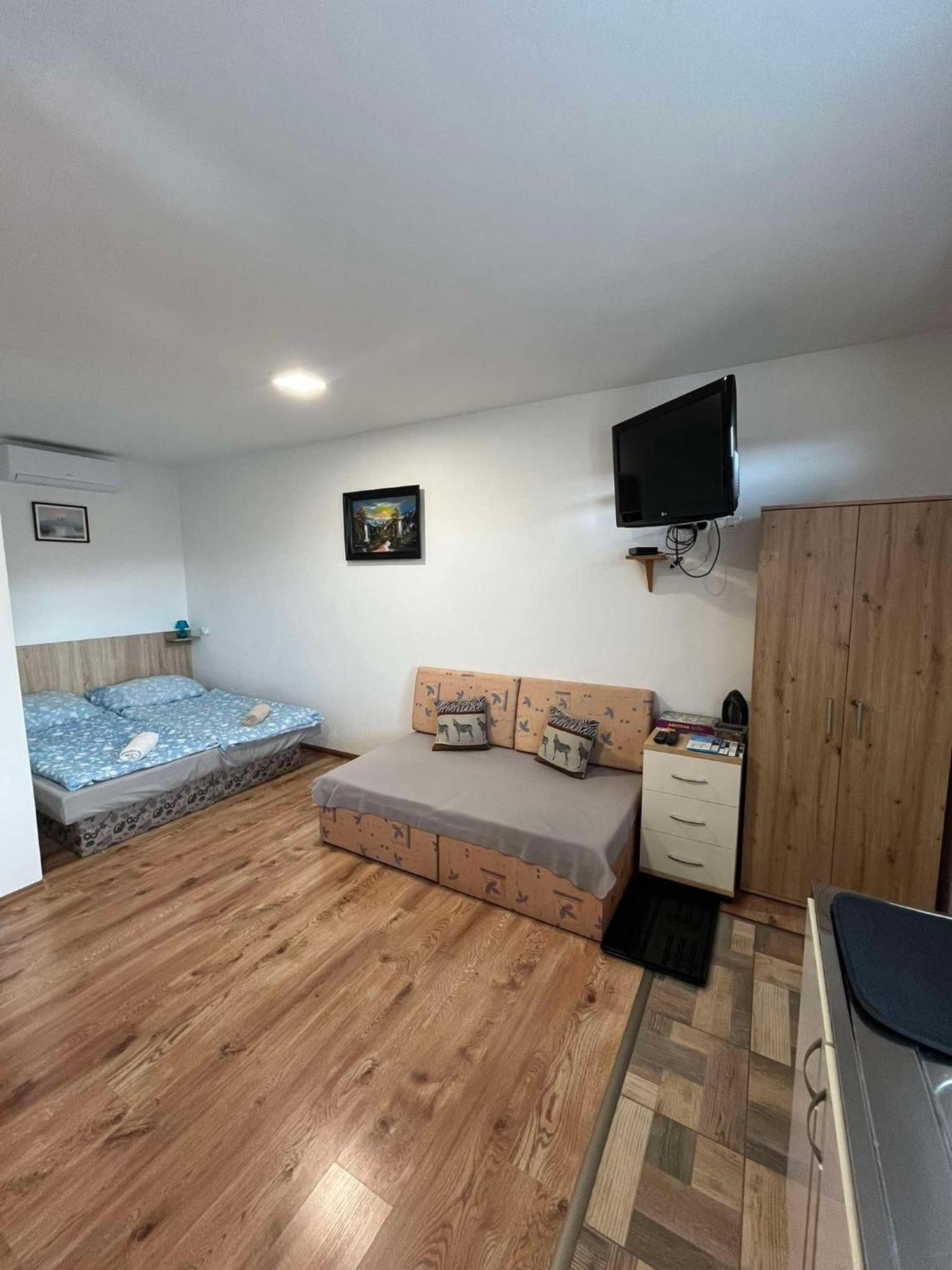 Bekivi Apartmany Dunajska Streda Bagian luar foto